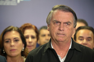 TSE rejeita por unanimidade primeira das três ações contra Bolsonaro por suposto abuso de poder político