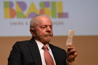 Em dois dias, Lula libera R$ 1,1 bi em verbas para parlamentares após derrota no Congresso